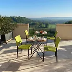 Chateau Du Mont De 3* Guny