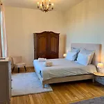 Bed & Breakfast Chateau Du Mont De