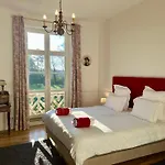 Chateau Du Mont De