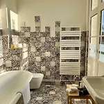 Bed & Breakfast Chateau Du Mont De 3*