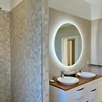 Bed & Breakfast Chateau Du Mont De 3*