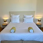 Chateau Du Mont De 3*