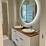 Chateau Du Mont De Bed & Breakfast 3*