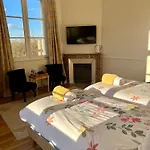 Chateau Du Mont De Bed and breakfast 3*
