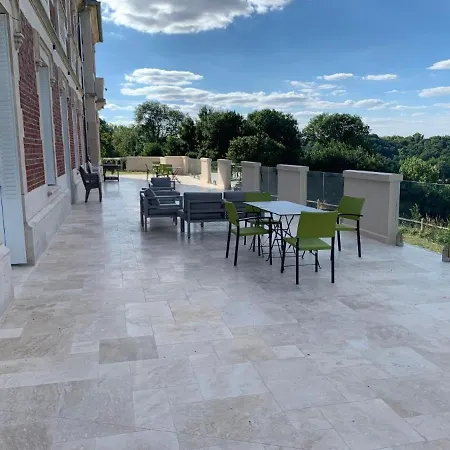 Chateau Du Mont De Bed & Breakfast 3*