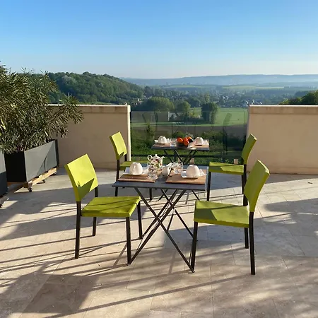Chateau Du Mont De 3* Guny