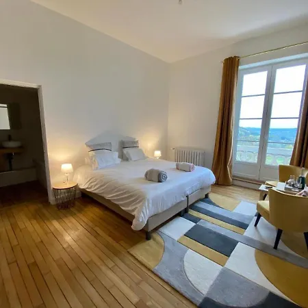 Bed & Breakfast Chateau Du Mont De 3*