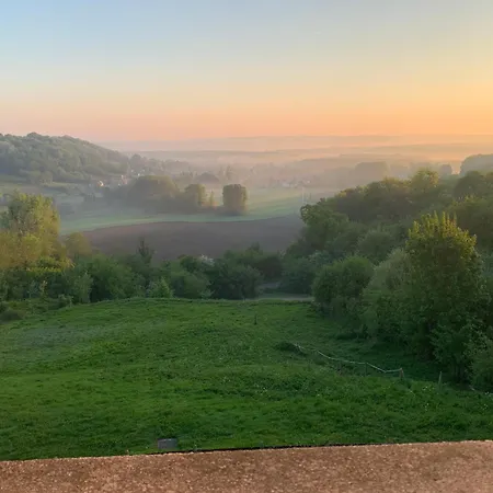 Chateau Du Mont De Bed & Breakfast 3*