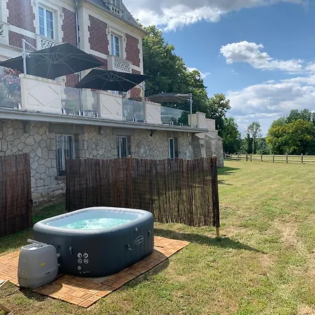 Chateau Du Mont De 3* Guny