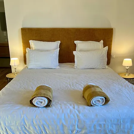 Chateau Du Mont De Bed & Breakfast