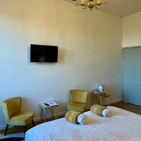 Bed & Breakfast Chateau Du Mont De