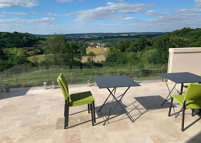 Chateau Du Mont De 3*