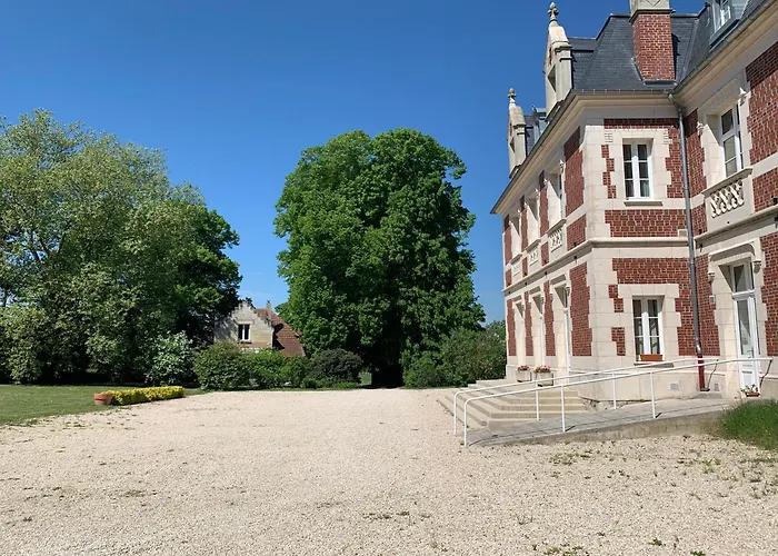 Chateau Du Mont De 3*