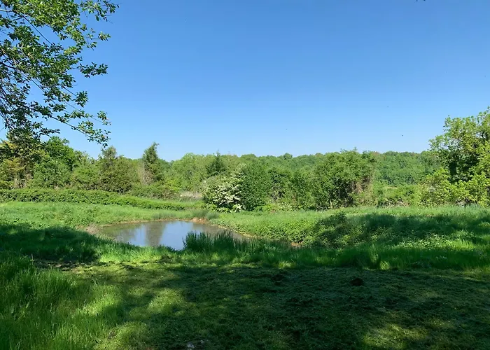 Chateau Du Mont De 3*